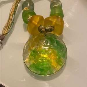 ✨ Rare Vintage Boho Statement Necklace – Bold Lucite & Resin Design ✨